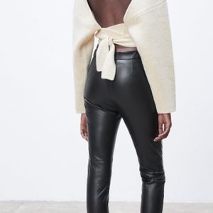 Zara faux leather high rise leggings size XS  NEW